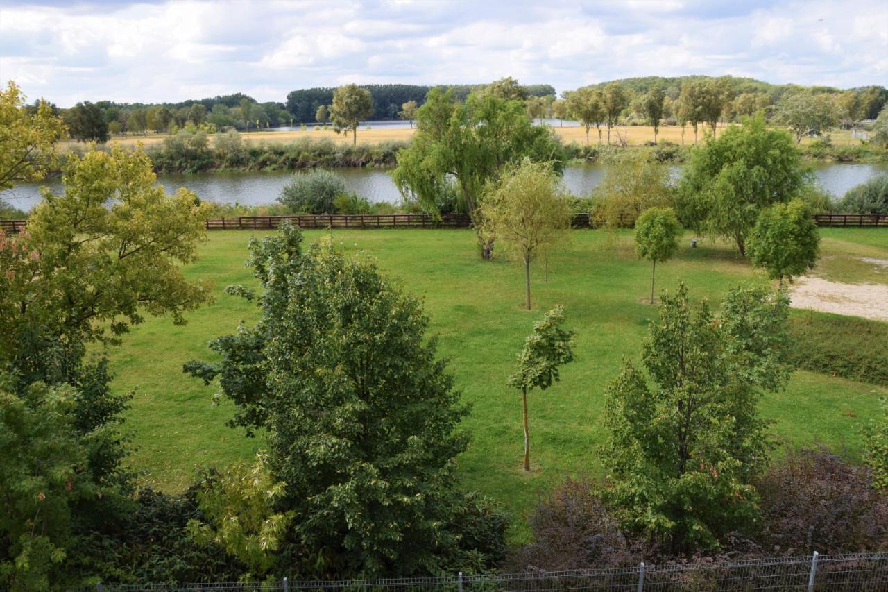 Aqua Hotel Kecskemét Zewnętrze zdjęcie