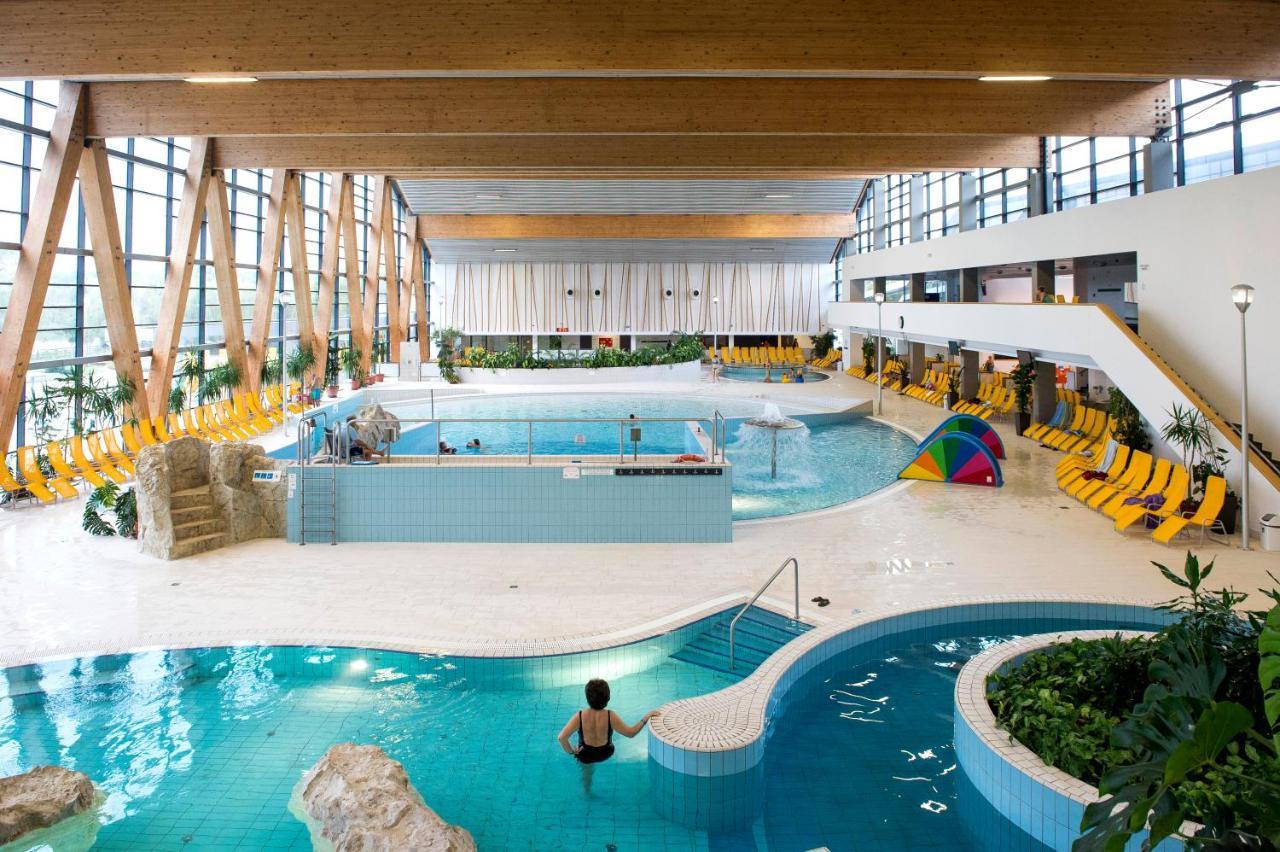 Aqua Hotel Kecskemét Zewnętrze zdjęcie